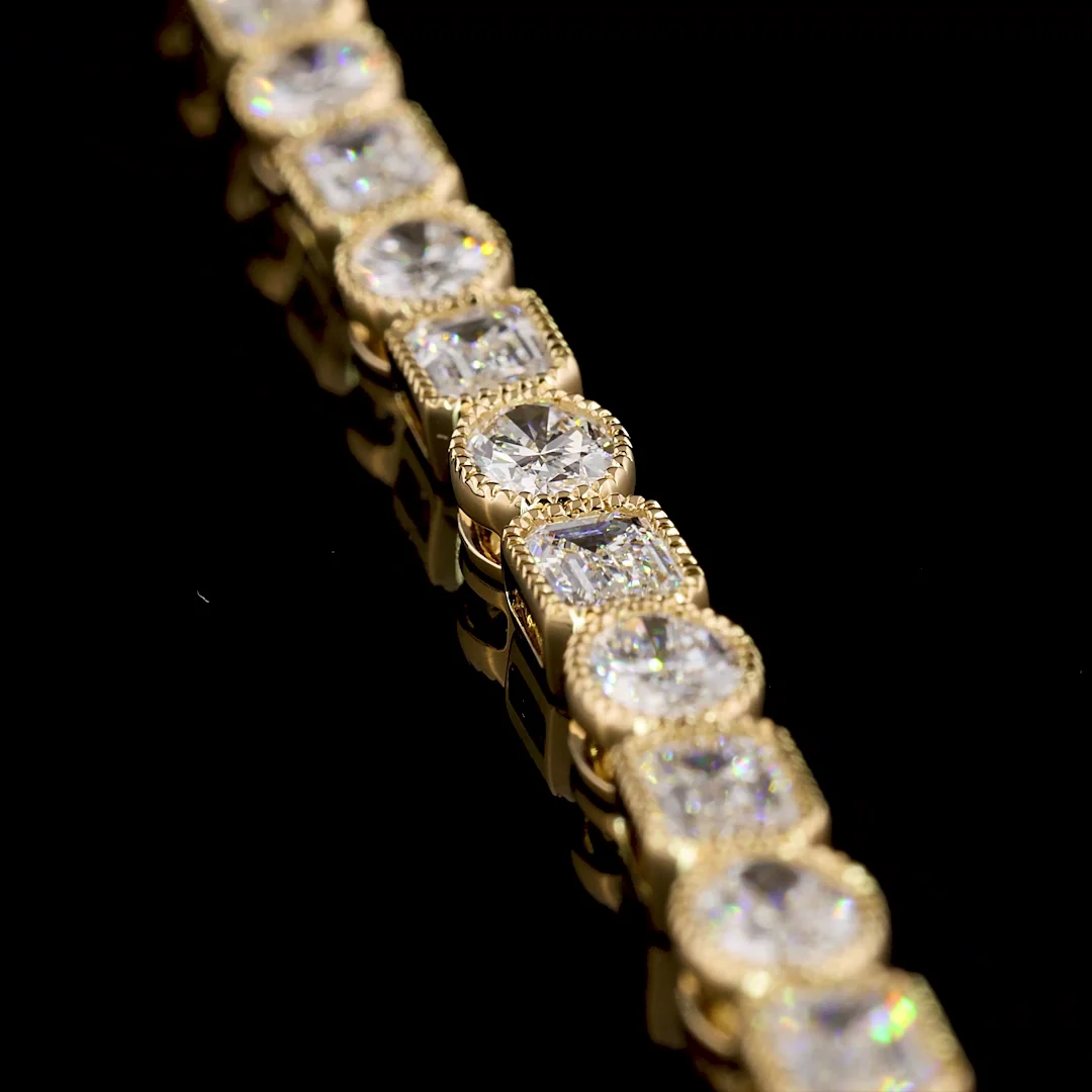 7.8 Cts 18k Yellow Gold Mix Shape Tennis Bracelet - Image 3