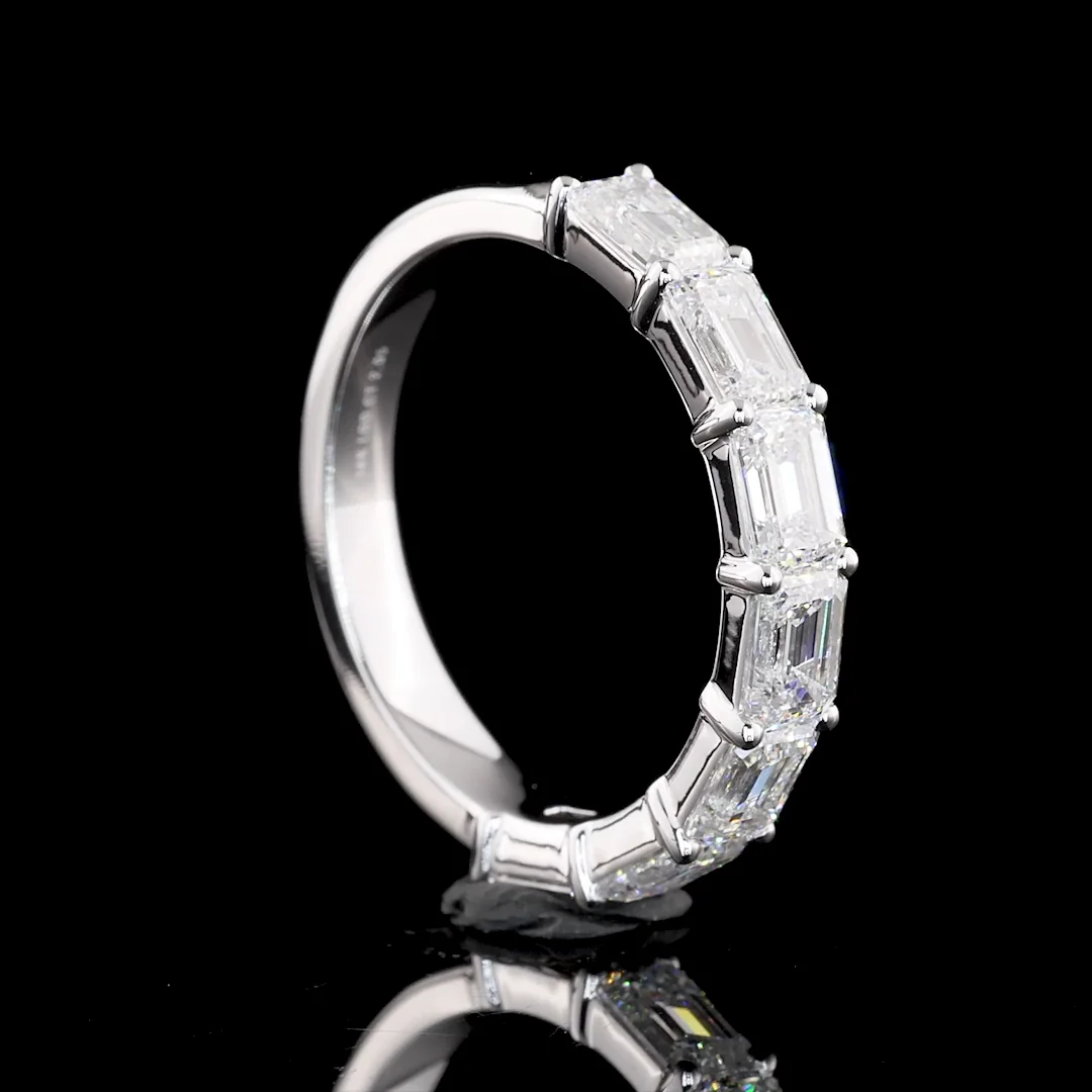 4.05 Cts 14k White Gold Emerald Shape Half Eternity Eternity Band - Image 2