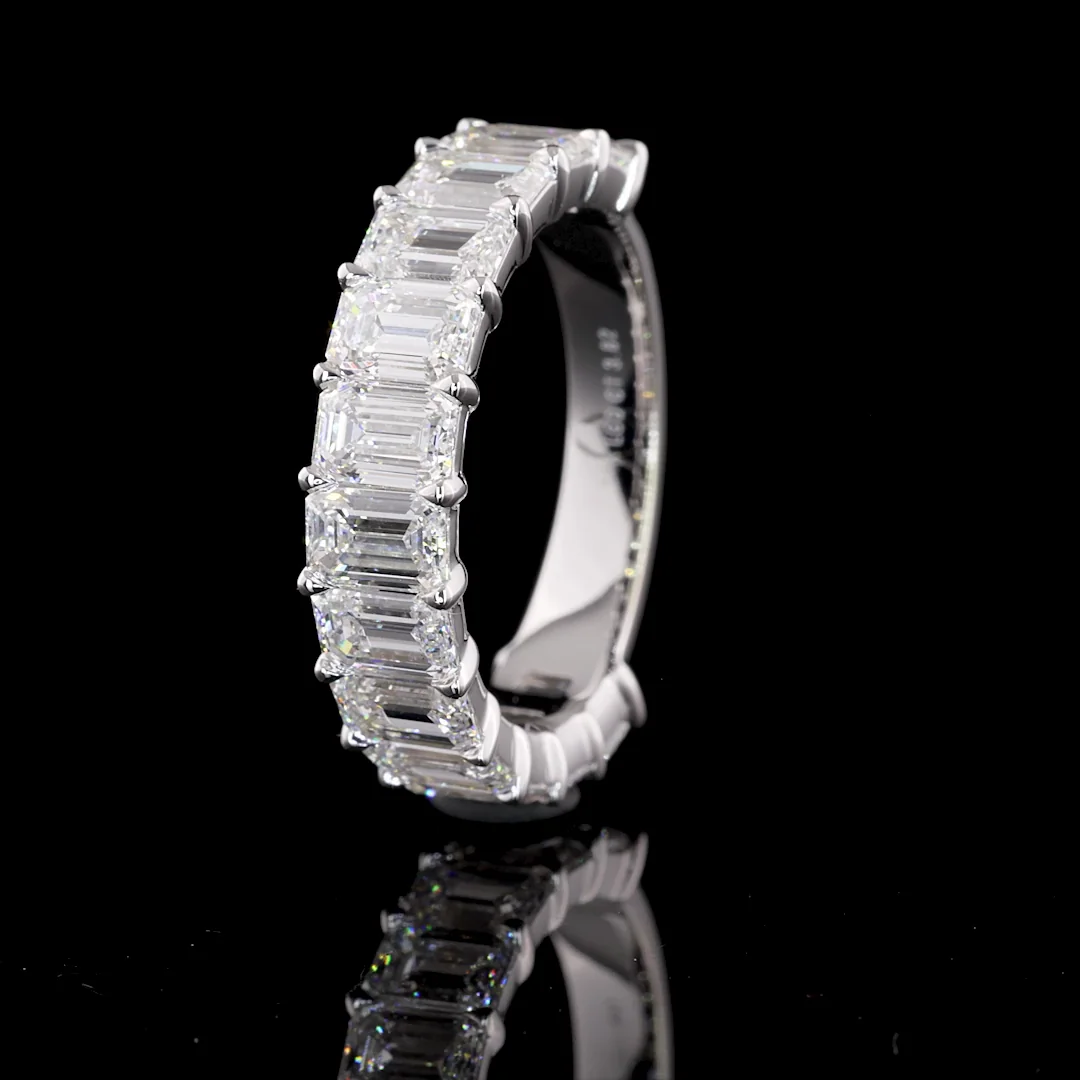 3.97 Cts 14k White Gold Emerald Shape Half Eternity Eternity Band - Image 4