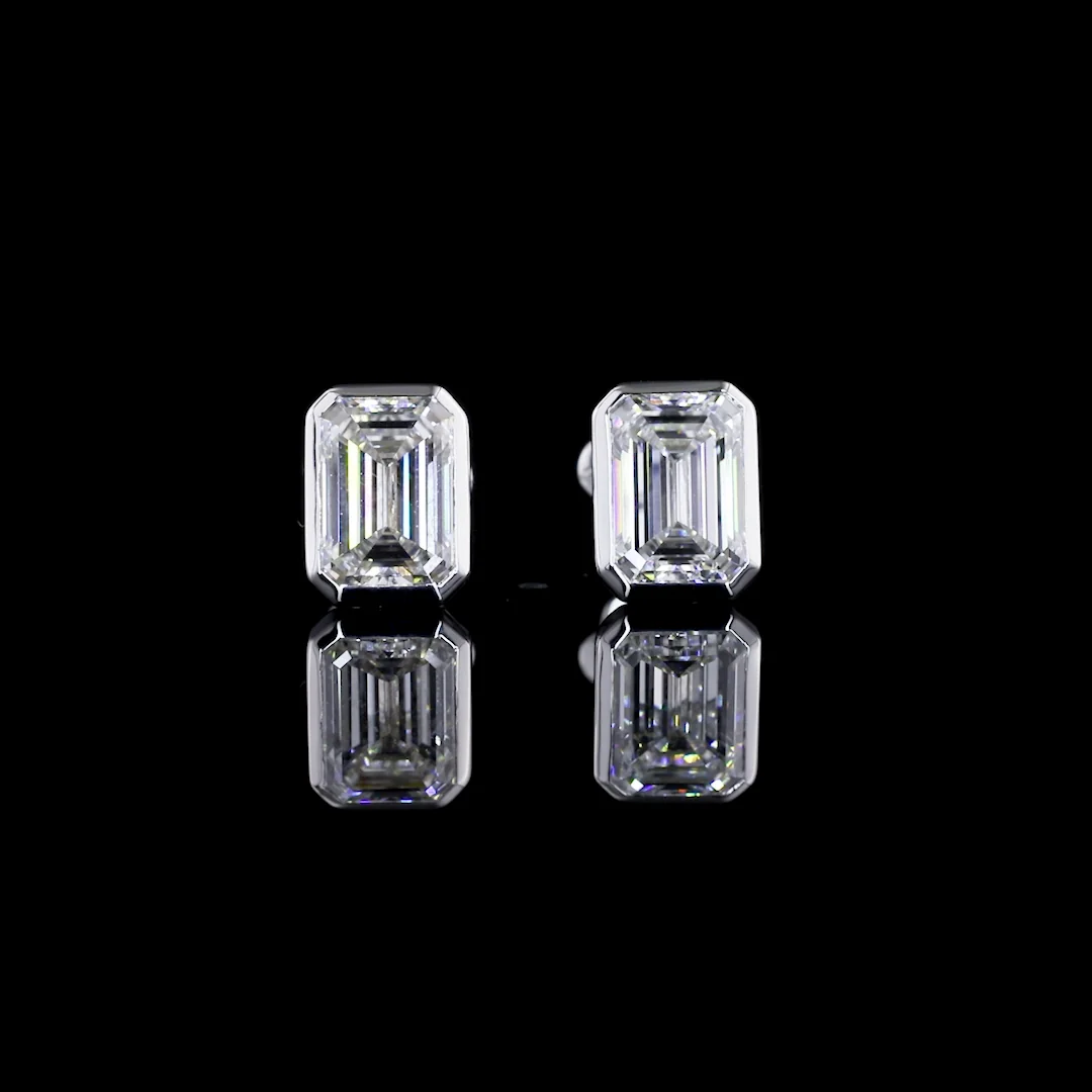 4.09 Cts 14k White Gold Emerald Shape Studs Earring - Video