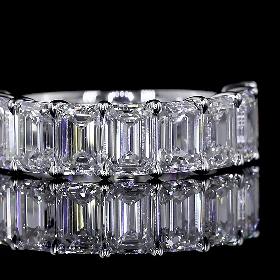 4.44 Cts 14k White Gold Emerald Shape Half Eternity Eternity Band - Image 4