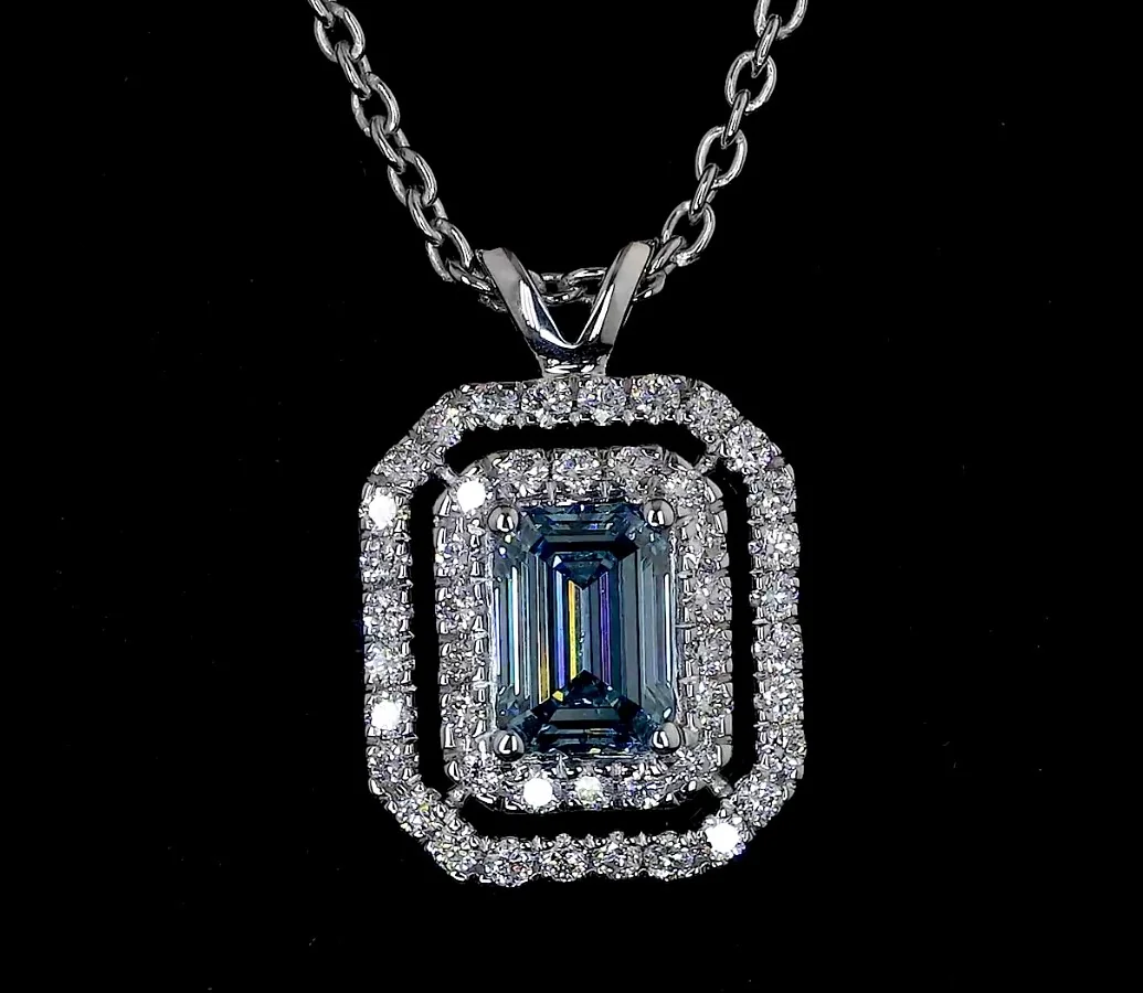 1.02 Cts 14k White Gold Emerald Shape Double Halo Pendant - Image 3