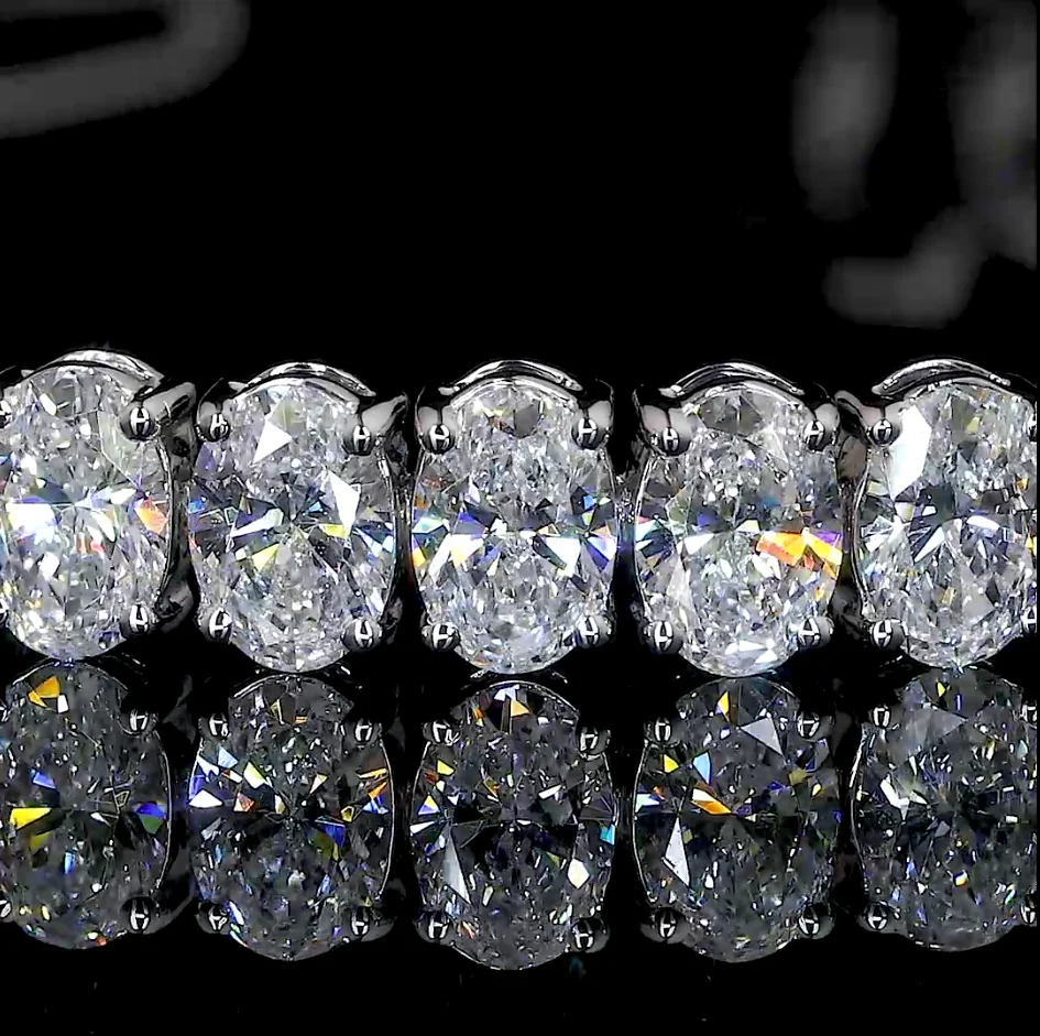 10.5 Cts 14k White Gold Oval Shape Tennis Bracelet - Image 2