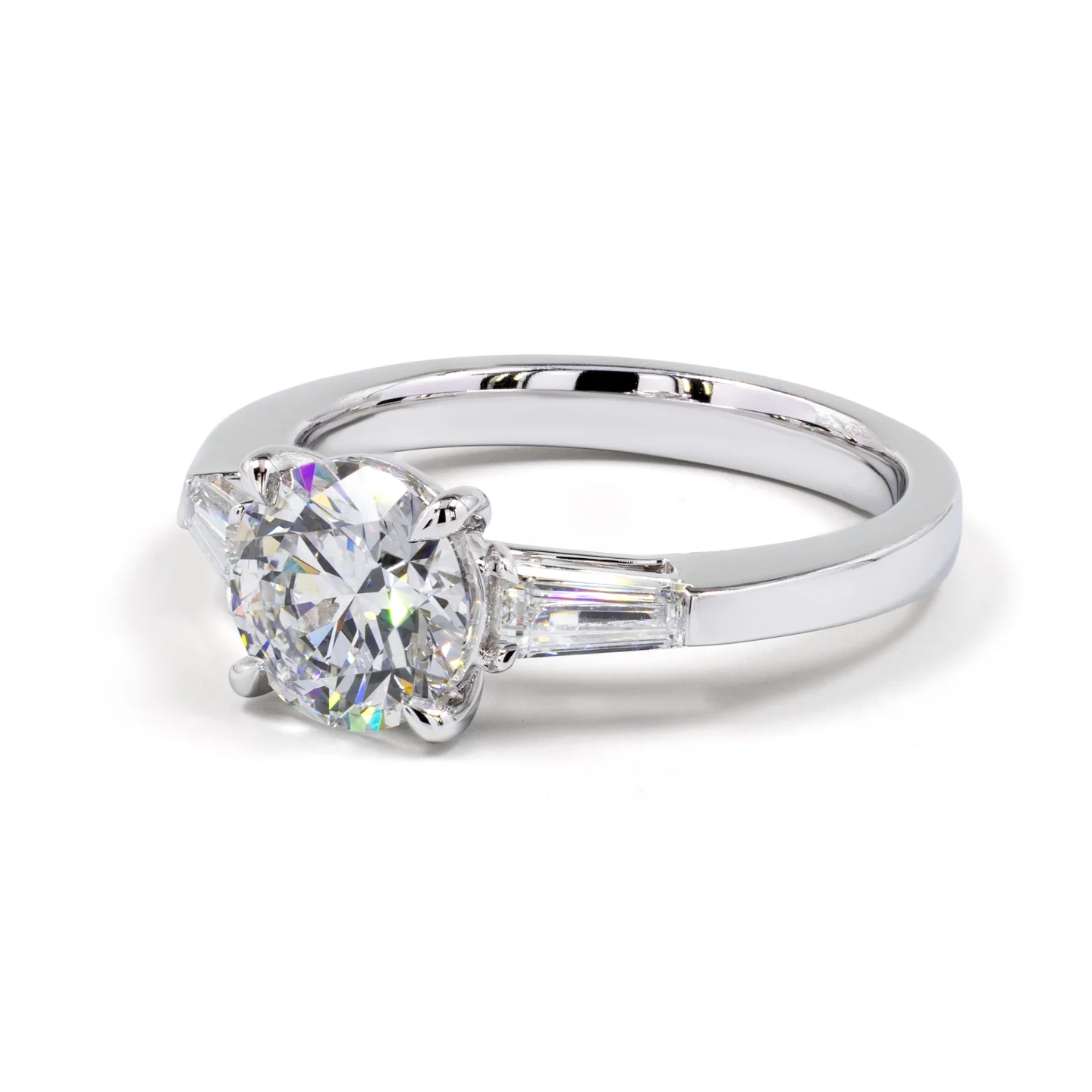 2.71 Cts 14k White Gold Round Shape 3 Stones Ring - Image 3