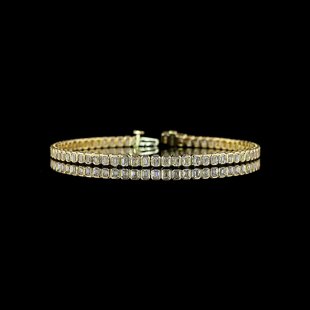3.09 Cts 14k Yellow Gold Emerald Shape Tennis Bracelet