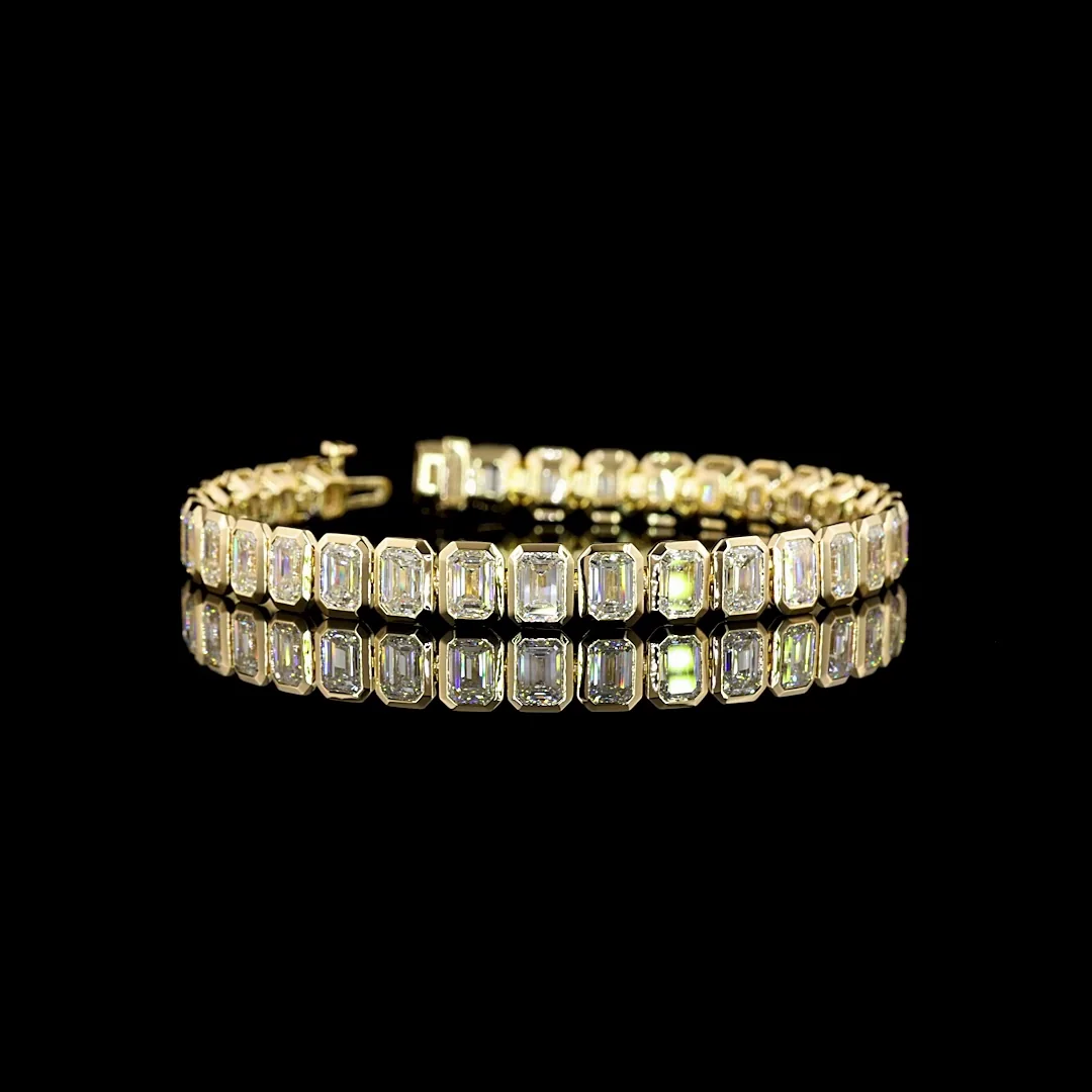 18.13 Cts 14k Yellow Gold Emerald Shape Tennis Bracelet