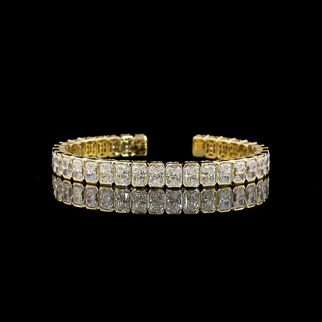 21.87 Cts 18k Yellow Gold Mix Shape Bangles Bracelet