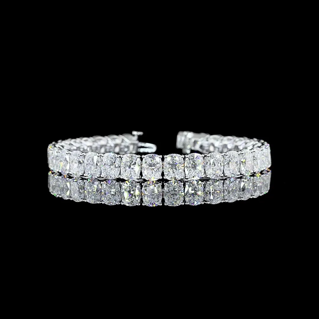 33.19 Cts 14k White Gold Cushion Brilliant Shape Tennis Bracelet