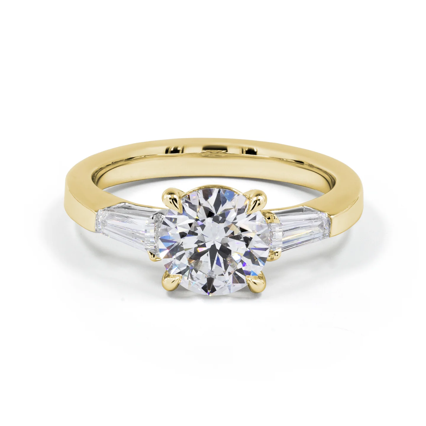 2.07 Cts 14k Yellow Gold Round Shape 3 Stones Ring
