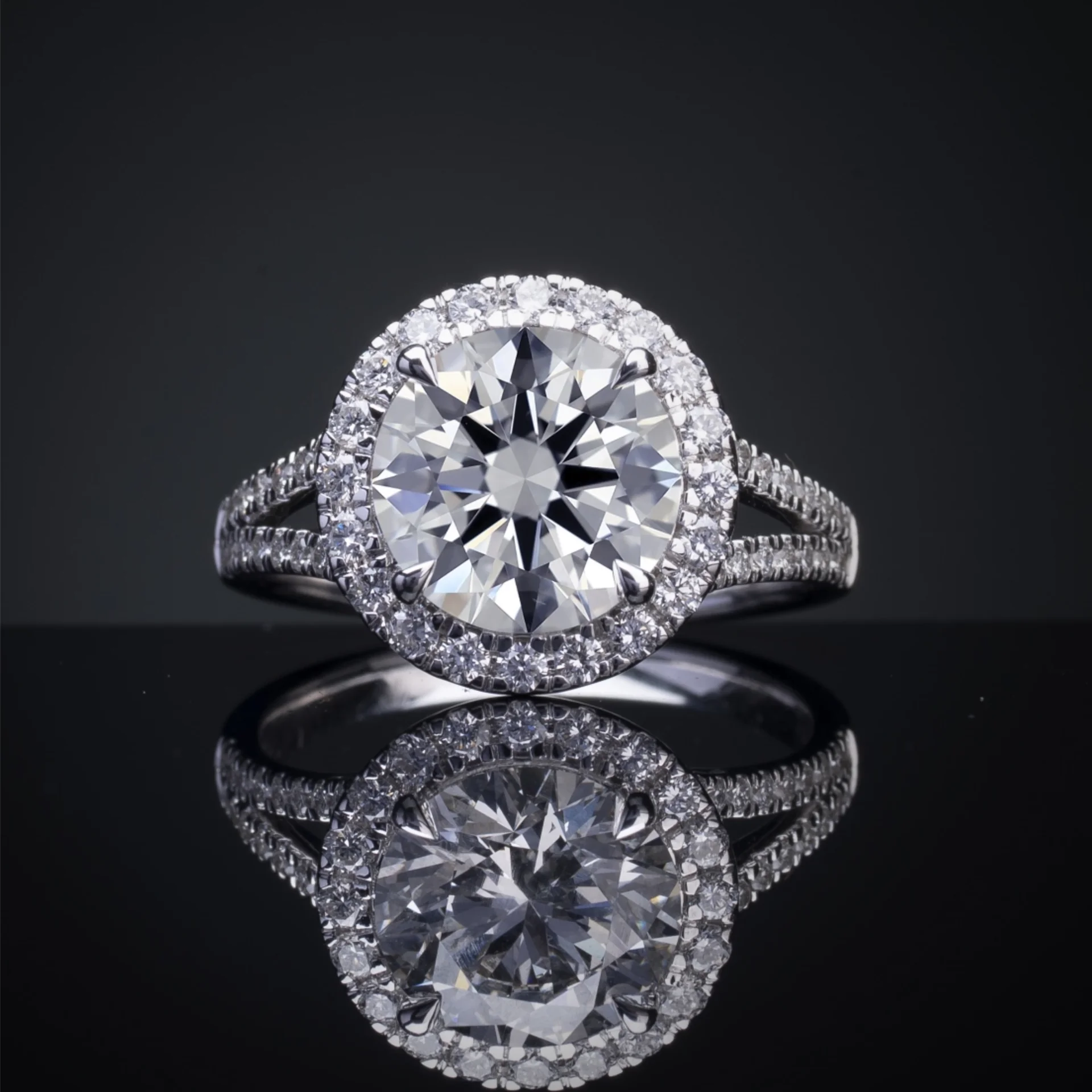 1.98 Cts Platinum Round Shape Split Shank Ring