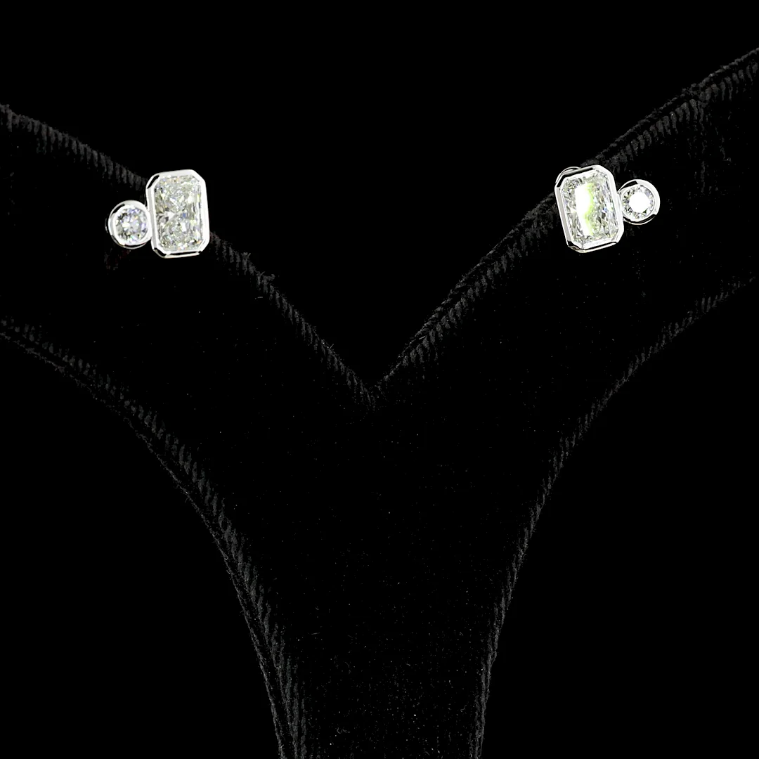 1.45 Cts 14k White Gold Round Shape Studs Earring