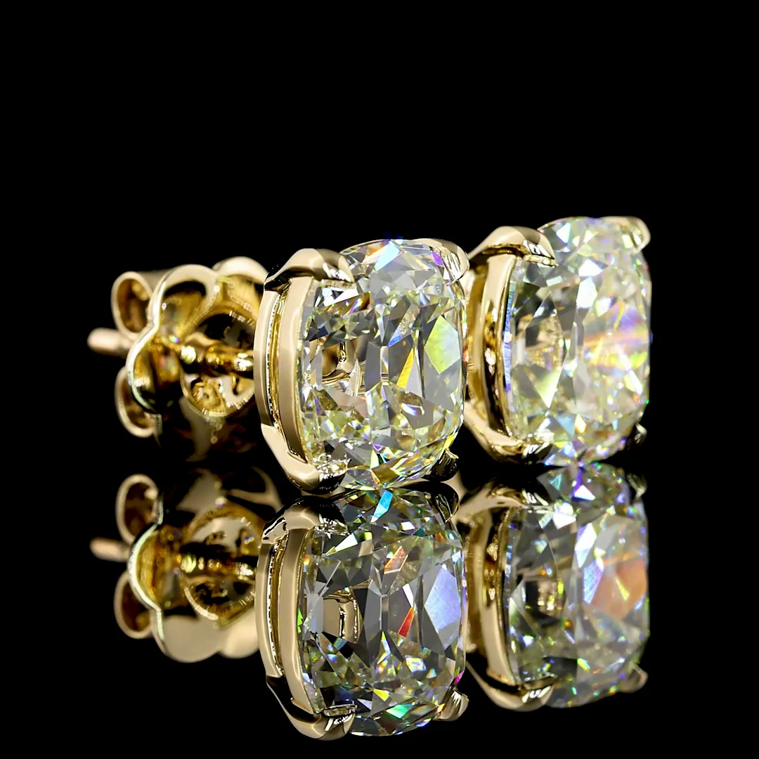 3.13 Cts 14k Yellow Gold Antique Cushion Shape Studs Earring