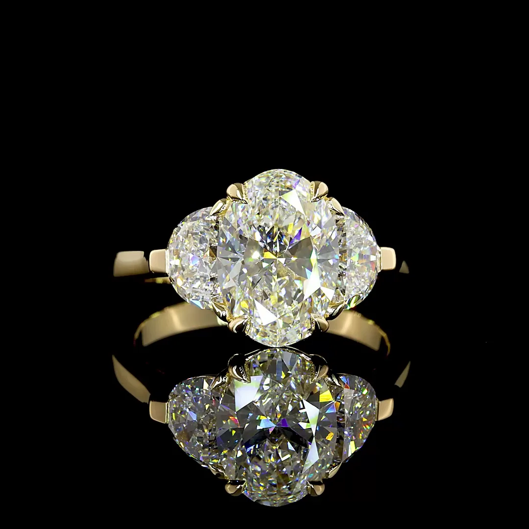 3.52 Cts 14k Yellow Gold Oval Shape 3 Stones Ring