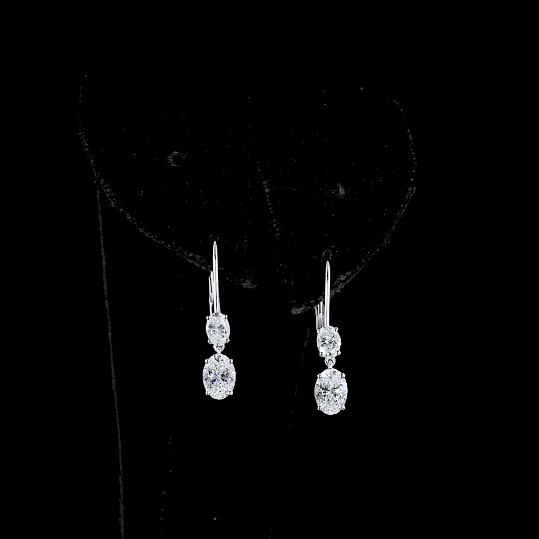 1.42 Cts 14k White Gold Oval Shape Hanging Earring