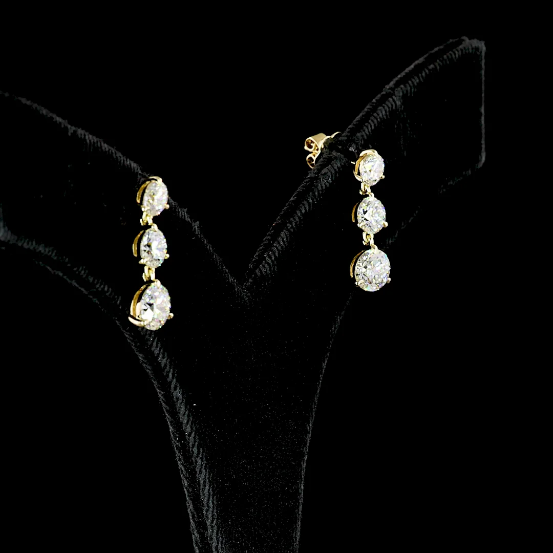 2.9 Cts 14k Yellow Gold Round Shape Hanging Earring