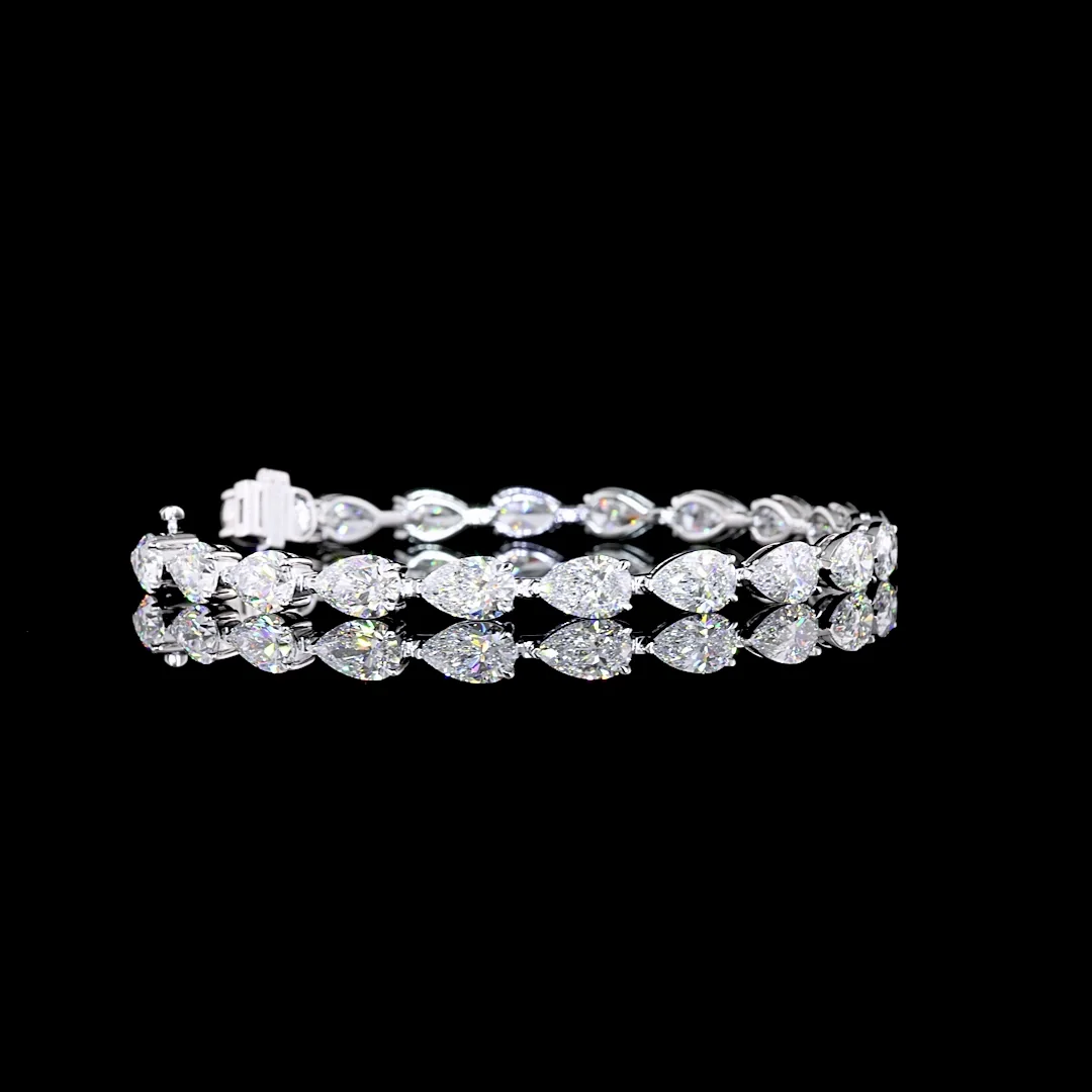 13.61 Cts 14k White Gold Pear Shape Tennis Bracelet