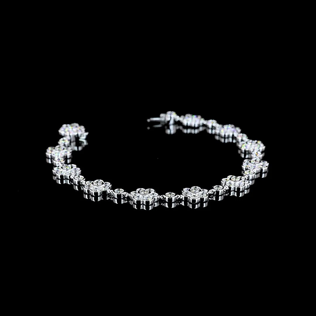 7.46 Cts 18k White Gold Round Shape Station Bracelet
