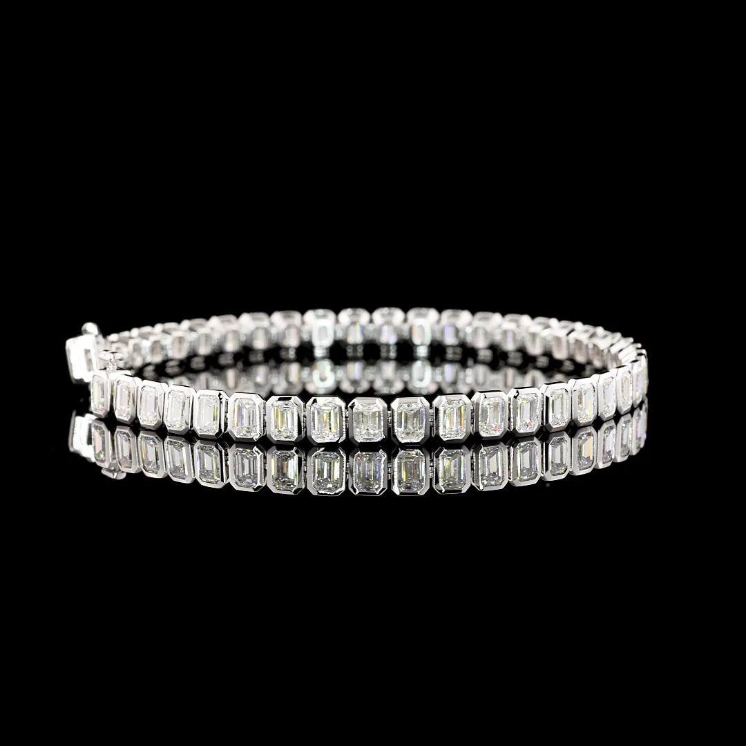 10.15 Cts 14k White Gold Emerald Shape Tennis Bracelet