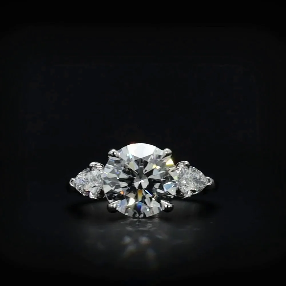 3.66 Cts 14k White Gold Round Shape 3 Stones Ring