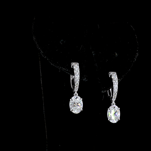 [ER14WHNOV250PNS] 2.58 Cts 14k White Gold Oval Shape Hanging Earring