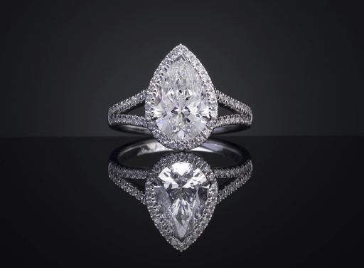 [RG14YSSPS350PNS] 3.7 Cts 14k Yellow Gold Pear Shape Split Shank Ring