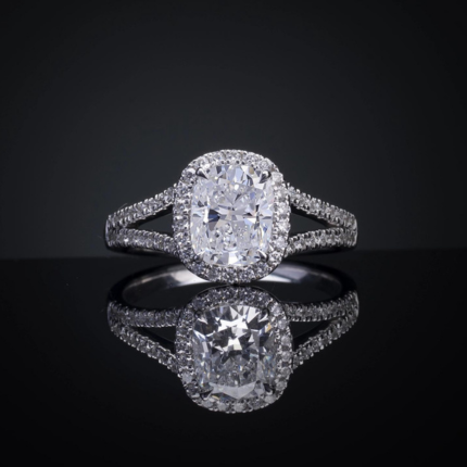 [RG14WSSCU250PNS] 2.45 Cts 14k White Gold Cushion Shape Split Shank Ring
