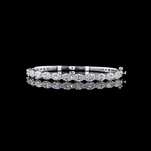 [BC14WBGOV450PEW] 4.92 Cts 14k White Gold Oval Shape Bangles Bracelet