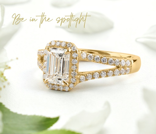 [RG14YSSEM250PNS] 2.46 Cts 14k Yellow Gold Emerald Shape Split Shank Ring