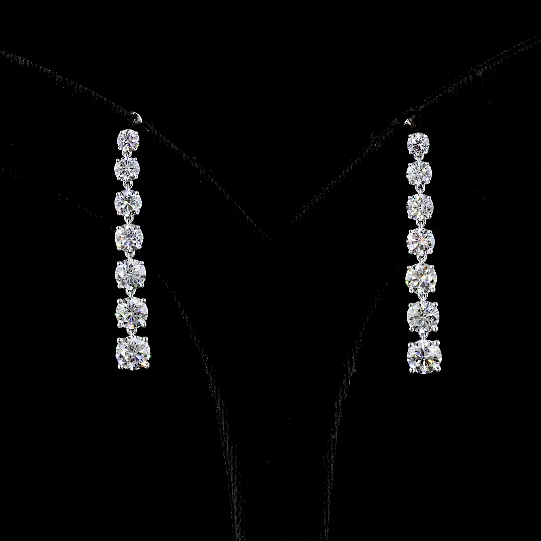 4.25 Cts 14k White Gold Round Shape Hanging Earring